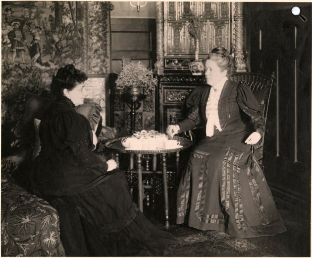 Sophie Elkan (jobbra) és Selma Lagerlöf (balra) (Fotó: Aron Jonason/Göteborgs Stadsmuseum/Wikimedia)