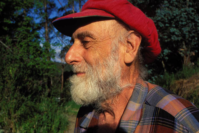 Friedensreich Hundertwasser (1928-2000) osztrák festő és grafikus, épülettervező, filozófus (Fotó: Wikmédia)