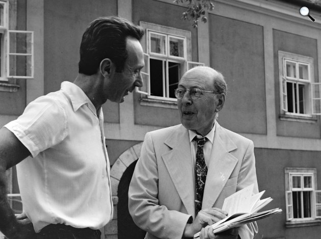 Szűcs Ervin professzor és Wigner Jenő Nobel-díjas fizikus, 1976 (Fotó: Fortepan/Bojár Sándor)
