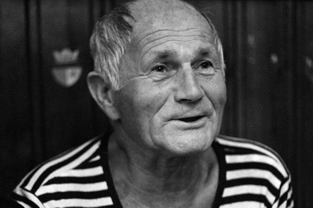 Bohumil Hrabal (1914-1977) cseh író, 1985 (Fotó: Hana Hamplova/Wikimedia)