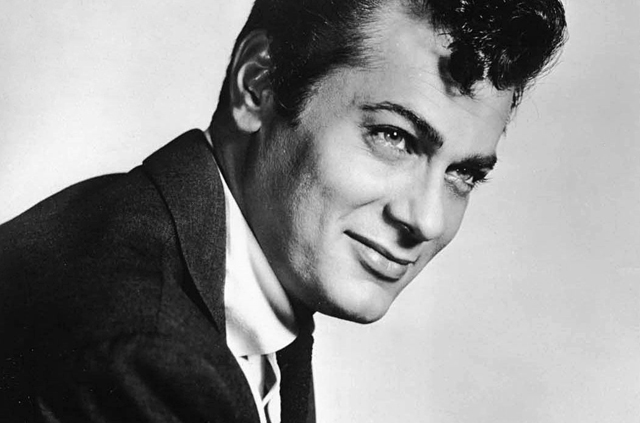Tony Curtis (1925-2010) Golden Globe-díjas magyar származású hollywoodi színészlegenda, producer, író, festő, 1958 (Fotó: United Pictures Corporation/Wikimedia)