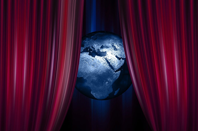 A kényelmes székek, a minőségi hangrendszer, a tágas lábtér és a nagyvászon teszi élménnyé a mozizást (Fotó: Pixabay)