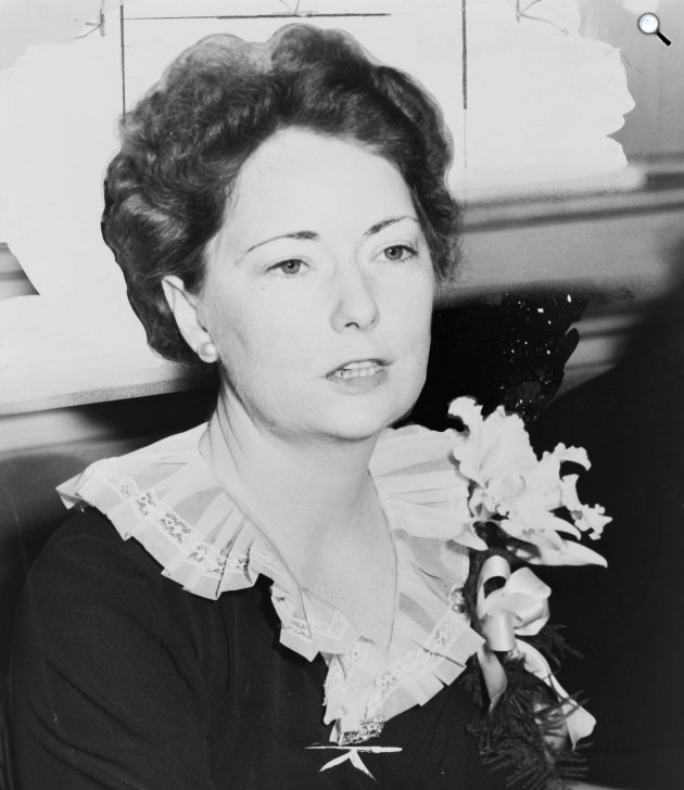 Margaret Mitchell (1900-1949) az Elfújta a szél c. regény szerzője, 1941 (Fotó: Library of Congress Prints and Photographs Division)