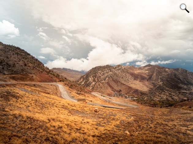 Arábia - A kurdisztáni hegyek alatt, azaz az Irak és a szomszédos Irán közötti határvidékén a háború nyomai miatt már alig lakik ember, a terület tele van aknákkal (Fotó: Viasat Explorer)