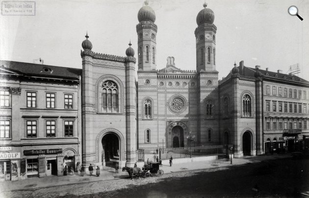 A Dohány utcai zsinagóga vagy ahogyan a köznyelvben előfordul: a Nagy zsinagóga, Budapest, 1890 (Fotó: Fortepan/Budapest Főváros Levéltára/Klösz György fényképei)