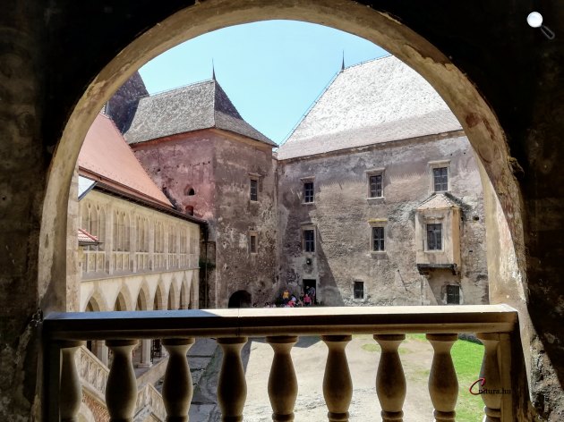 A várak várát, az erdélyi vajdahunyadi vár helyreállítást előbb Schulcz Ferenc, majd 1870 és 1874 közt Steindl Imre irányította (Fotó: Cultura.hu/Kibelbeck Mara)