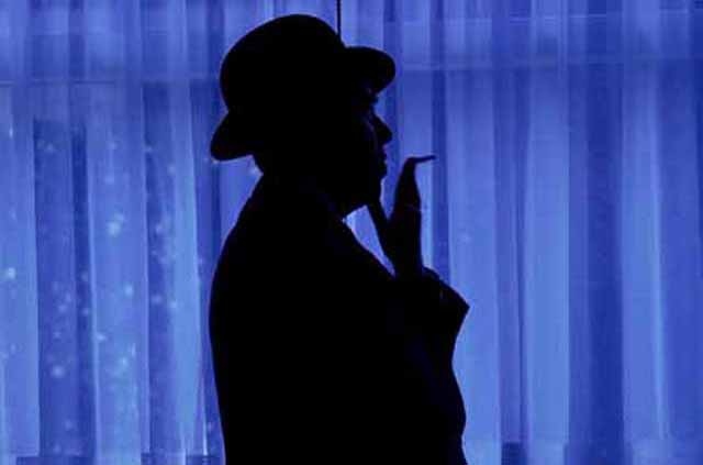 René Magritte (1898-1967), belga szűrrealista festőművész, 1967 (Fotó: Lothar Wolleh)