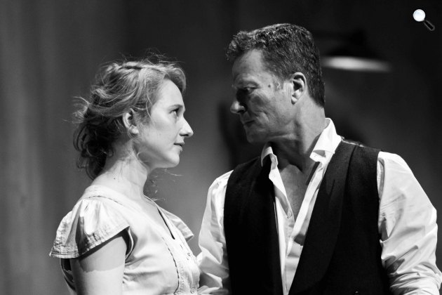 Molnár Ferenc: Az üvegcipő - Stohl András és Waskovics Andrea, 2023 (Fotó: Dömölky Dániel/Vígszínház)