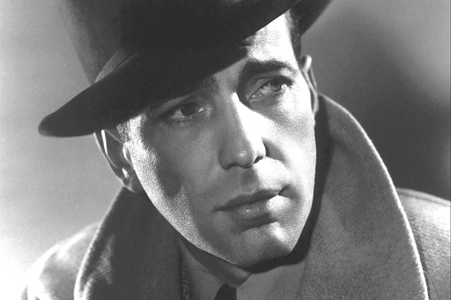 Humphrey Bogart (1899-19579 Oscar-díjas amerikai színész, 1940 (Fotó: The Minneapolis Tribune – Warner Bros/Wikimedia)