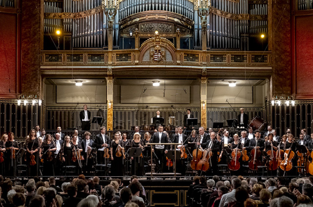 MÁV Szimfonikus Zenekar-Farkas Róbert-ZAK 2024 (Fotó: Steirer Máté)