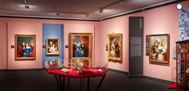 Biedermeier mindennapok c. kiállítás a Magyar Nemzeti Galériában, 2024 (Fotó: MNG/Szántó András)