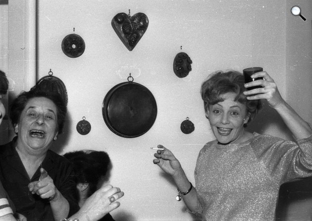 Gobbi Hilda színésznő otthonában Temessy Hédi színművésznő, 1965 (Fotó: Fortepan/Hunyady József)