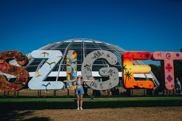 Sziget Fesztivál  és a fesztiválozók (Fotó: Sziget)