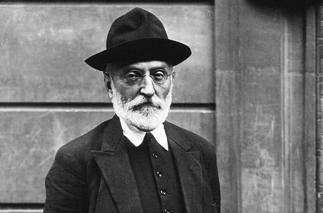 Miguel de Unamuno (1864-1936), spanyol (baszk) író, költő, filozófus, a Salamancai Egyetem rektora, 1925 (Fotó: Agence de presse Meurisse)