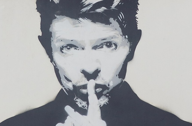 David Bowie (1947-2016) Grammy-díjas angol zenész, színész, zenei producer és zeneszerző (Fotó: Javier Perez Montes/Wikimedia)