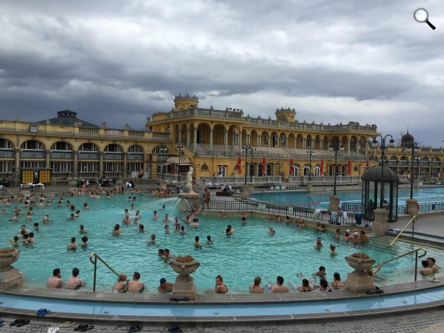 Széchenyi Gyógyfürdő és Uszoda, főváros fürdői évszázadok óta a városi kultúra részei, Budapest (Fotó: Pixabay)