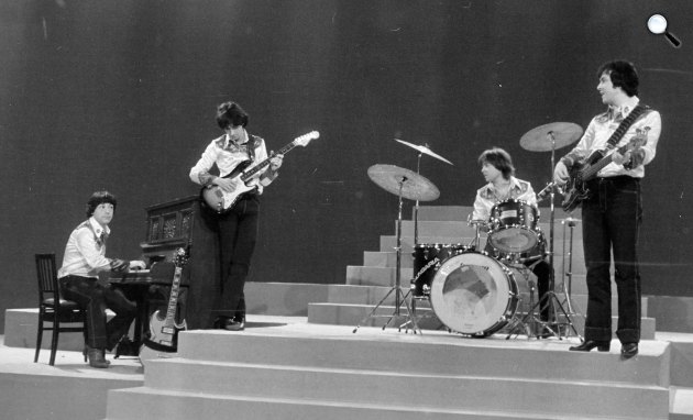 Hungária együttes - Fenyő Miklós, Kékesi Zoltán, Szikora Róbert, Sipos Péter az MTV stúdiójában, 1977 (Fotó: Fortepan/Gyulai Gaál Krisztián)