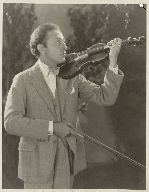 Jascha Heifetz (1901-1987) lengyel-litván-zsidó származású amerikai hegedűművész (Fotó: Wikimedia/Rijksmuseum)