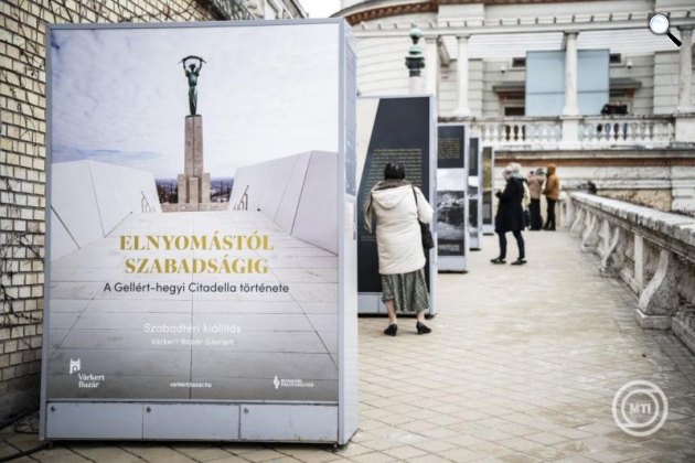 Várkapitányság Elnyomástól szabadságig - a Gellért-hegyi Citadella története című szabadtéri kiállítás a Várkert Bazárban, 2026 (Fotó: MTI/Bodnár Boglárka)