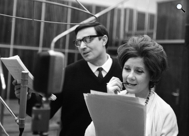 Avar István és Ruttkai Éva színművészek a Magyar Rádióban, 1967 (Fotó: Fortepan/Szalay Zoltán)