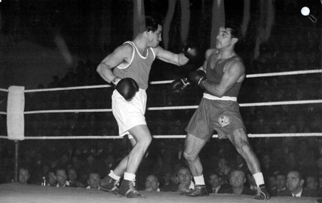 Papp László és Illus Schultze boxmérkőzése, 1951 (Fotó: Wikimedia/German Federal Archives/Bild Bundesrchiv)