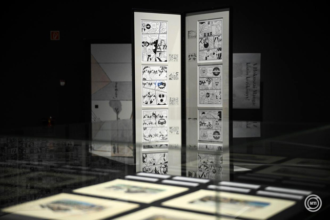 Manga – Hokuszai – Manga  c. kiállítás Kacusika Hokuszai (1760–1849) ukijo-e mester Hokuszai Manga című, több ezer rajzból álló, rendkívüli hatású rajzgyűjteményéből (Fotó: MTI/Bodnár Boglárka)