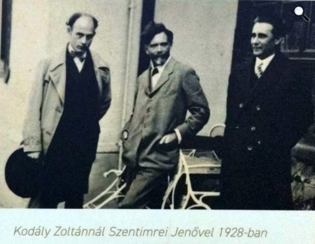 Tamási Áron író Kodály Zoltánnal és Székely Jenővel (Fotó: Tamási Áron 125 emlékév, kiállítás, Farkaslaka/Cultura.hu/Kibelbeck Mara)