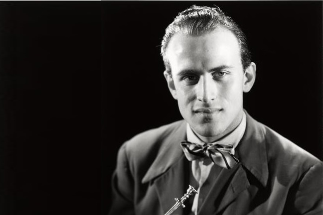 Boris Vian (1920-1959) francia író, költő és jazz-zenész, 1948 (Fotó: Wikimedia/Studio Harcourt)