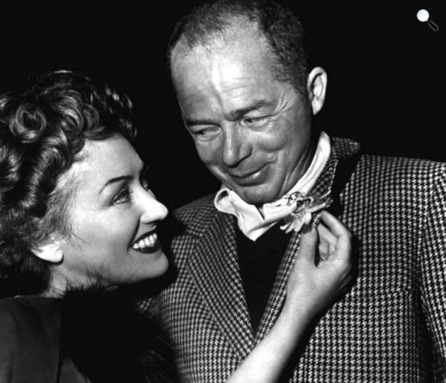 Billy Wilder rendező és Gloria Swanson színésznő, 1950 körül (Fotó: Wikimedia/publicity photo)