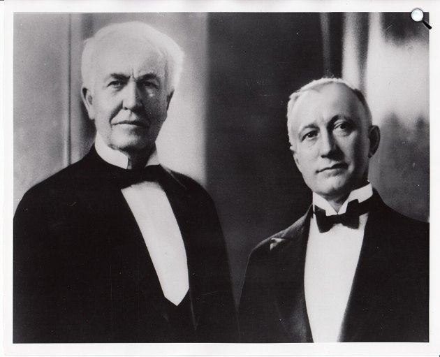 Thomas Alva Edison feltaláló és Adolf Zukor, a Paramount Pictures filmvállalat alapítója (Fotó: Wikimedia/Thomas Alva Edison National Historical Park)