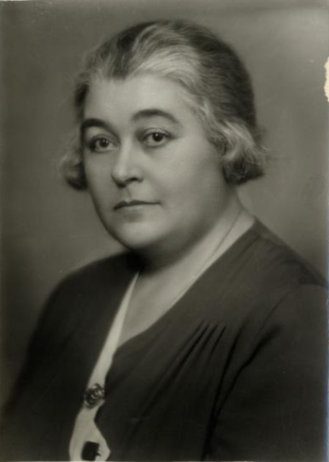 Erdős Renée (1879-1956) író, költő, 1935 (Fotó: MNM/Europeana.eu/Kis Pál)