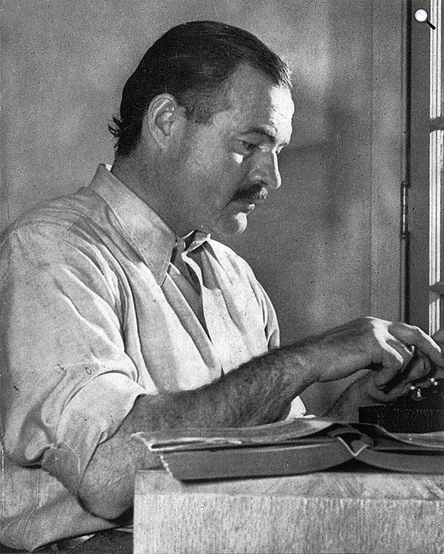 Ernest Hemingway (1899-1961) Nobel-díjas író, Sun Valley Lodge, Idaho, 1939 (Fotó: Wikimedia/Lloyd Arnold)